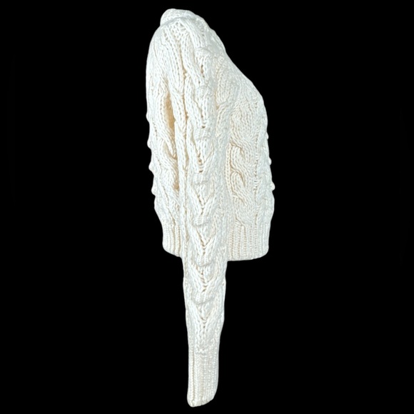 ZARA Extra Chunky Crew Neck Cable Knit Pullover Sweater, Size M - Picture 3 of 9